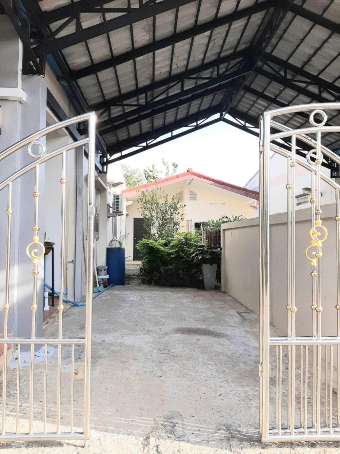 Rutcha Homestay Betong รัชชา โฮมสเตย์ เบตง Eksteriør bilde