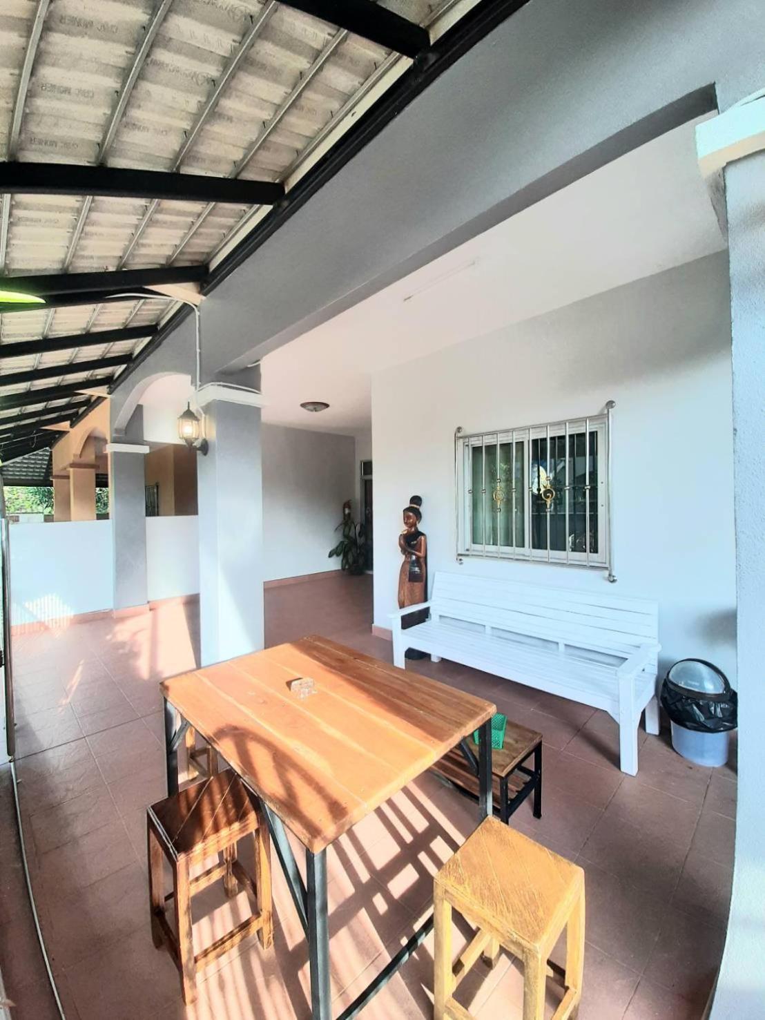 Rutcha Homestay Betong รัชชา โฮมสเตย์ เบตง Eksteriør bilde