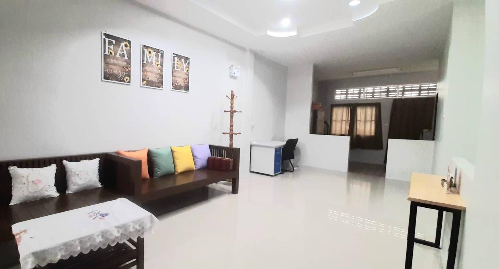 Rutcha Homestay Betong รัชชา โฮมสเตย์ เบตง Eksteriør bilde